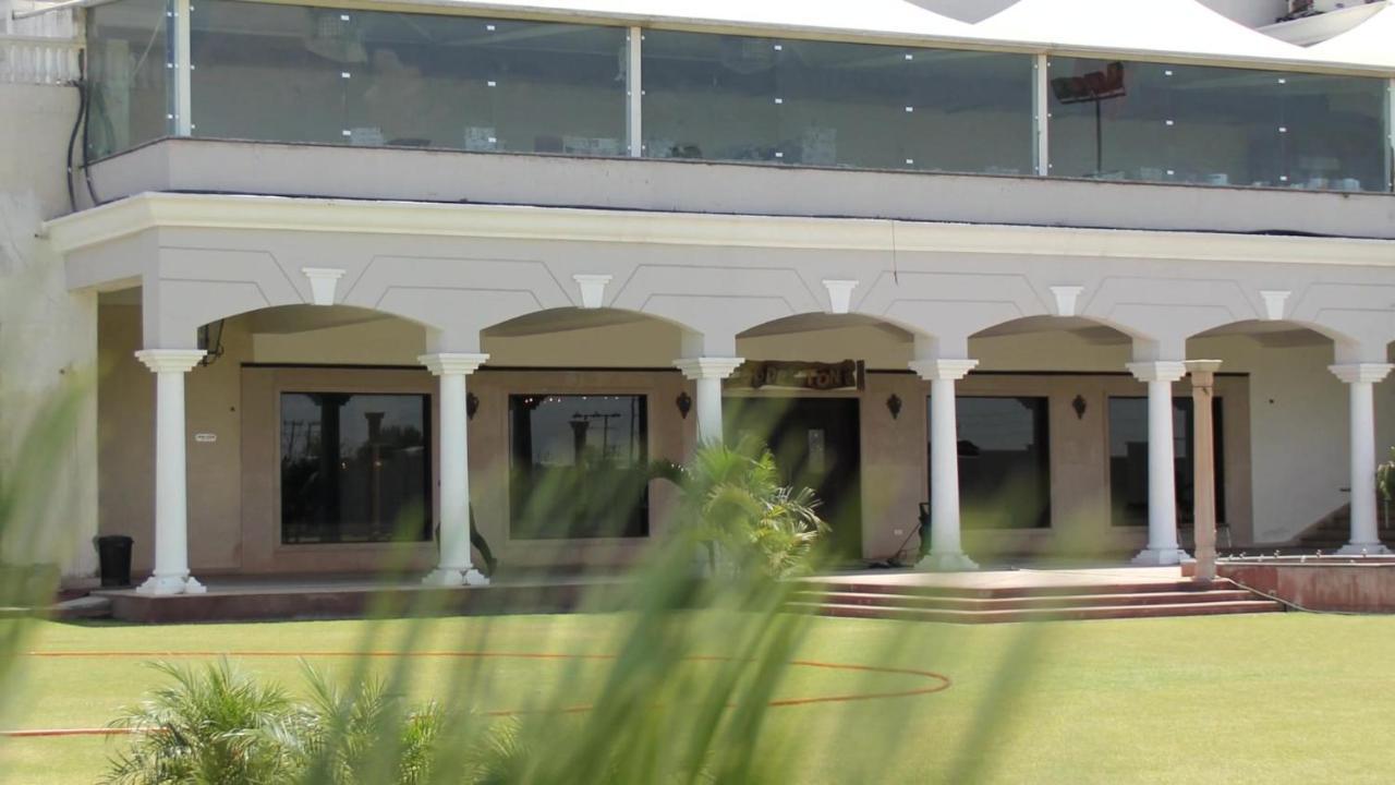 Hotel 17 Miles Jammu Exterior foto